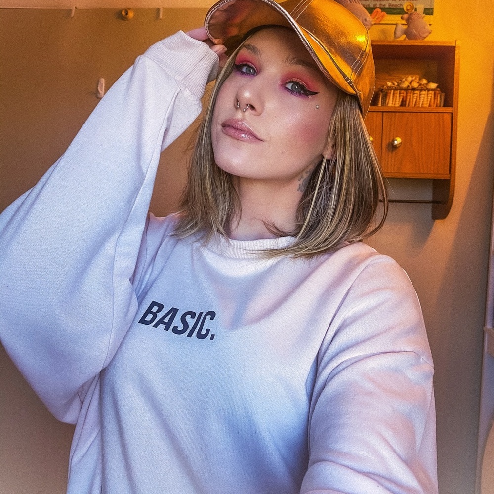 Meet your Posher, Alexis